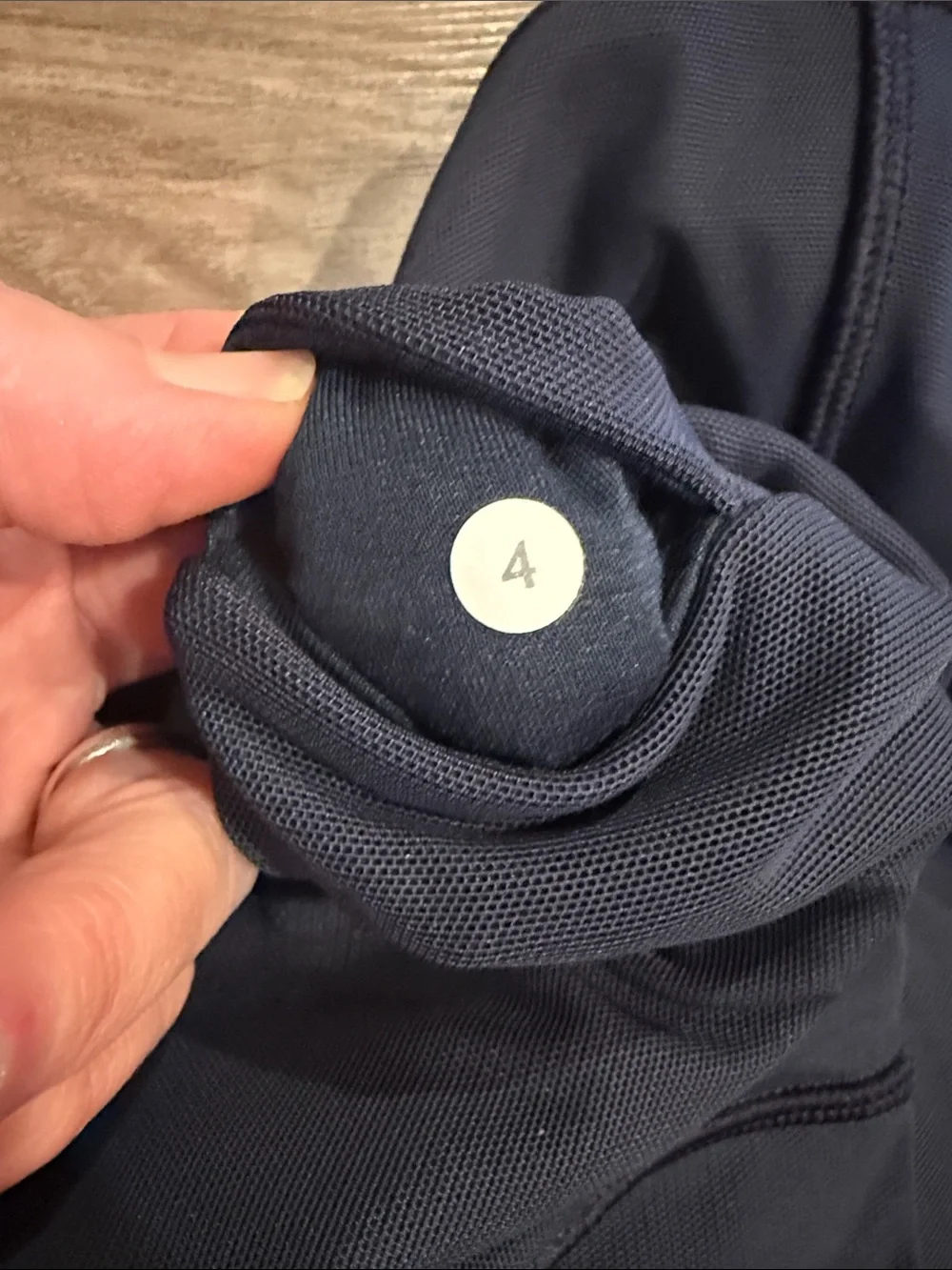 Lululemon Navy High-Rise Cinch Leggings with Mesh Size 4